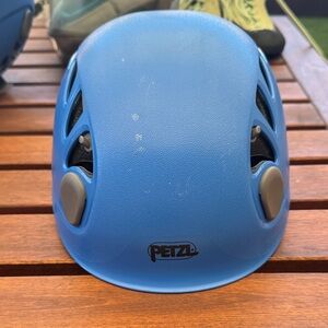 Petzl Elios Climbing/Canyoneering Helmet
